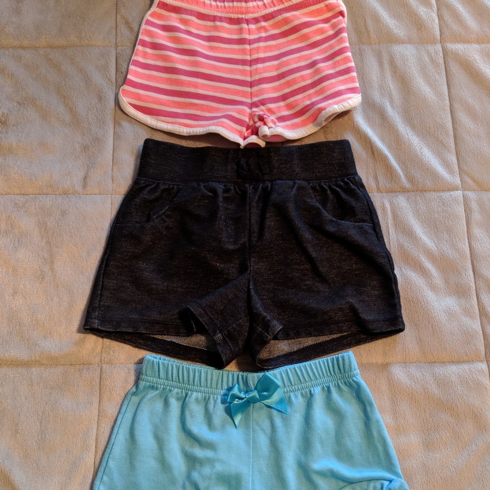Girls shorts 3T bundle - 3 pairs
